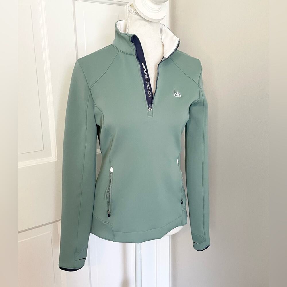 Zero Restrictions Pullover